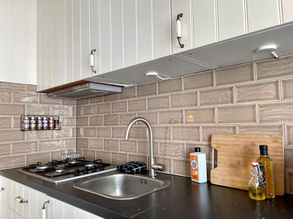 Toast By Night Bed & Breakfast Haarlem Exterior photo